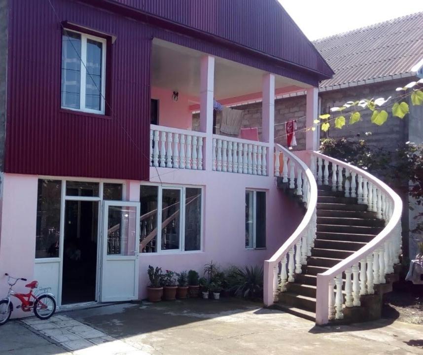 كوبوليتي Guesthouse Gia المظهر الخارجي الصورة