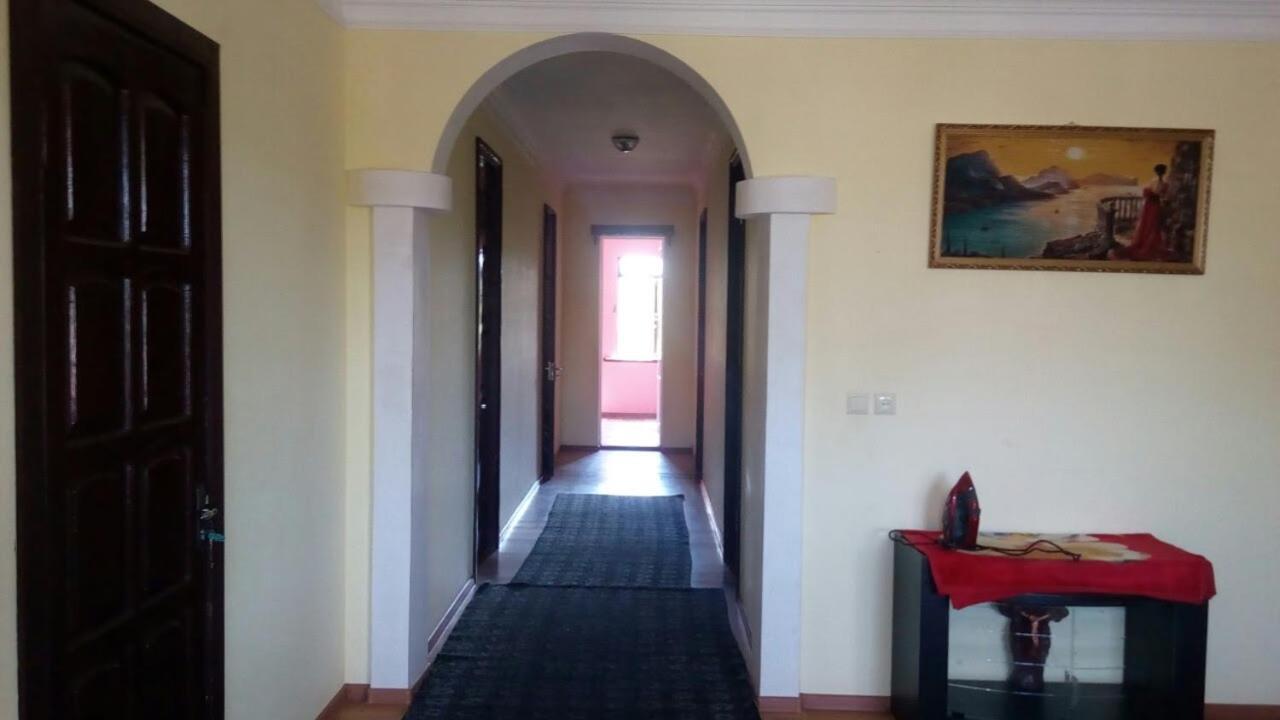 كوبوليتي Guesthouse Gia المظهر الخارجي الصورة